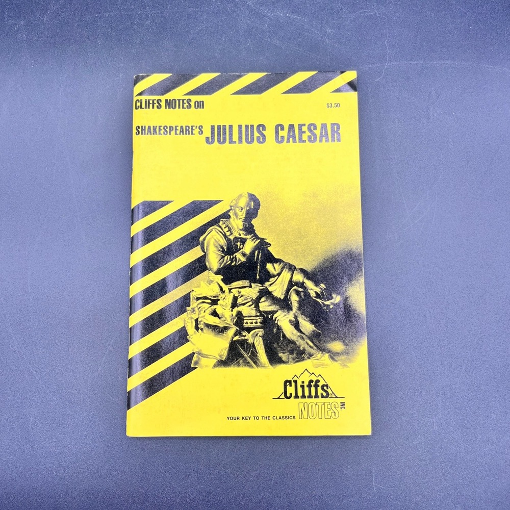 Cliffs Notes on Shakespeare Julius Caesar Study Guide Book Paperback 1980